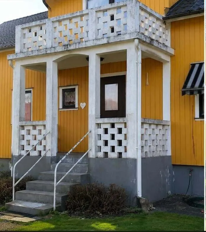 Veranda och balkongräcke i vitt – före